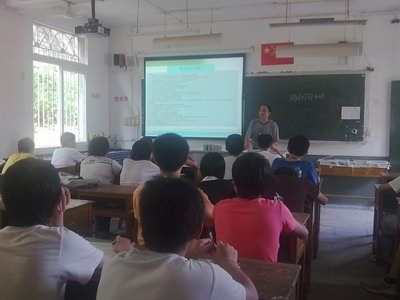 調整大小 專業(yè)老師授課現場.jpg