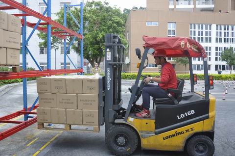叉車競賽(陳日鋆榮獲第二名)